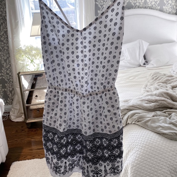 floral romper (w adjustable straps!) - Picture 1 of 2
